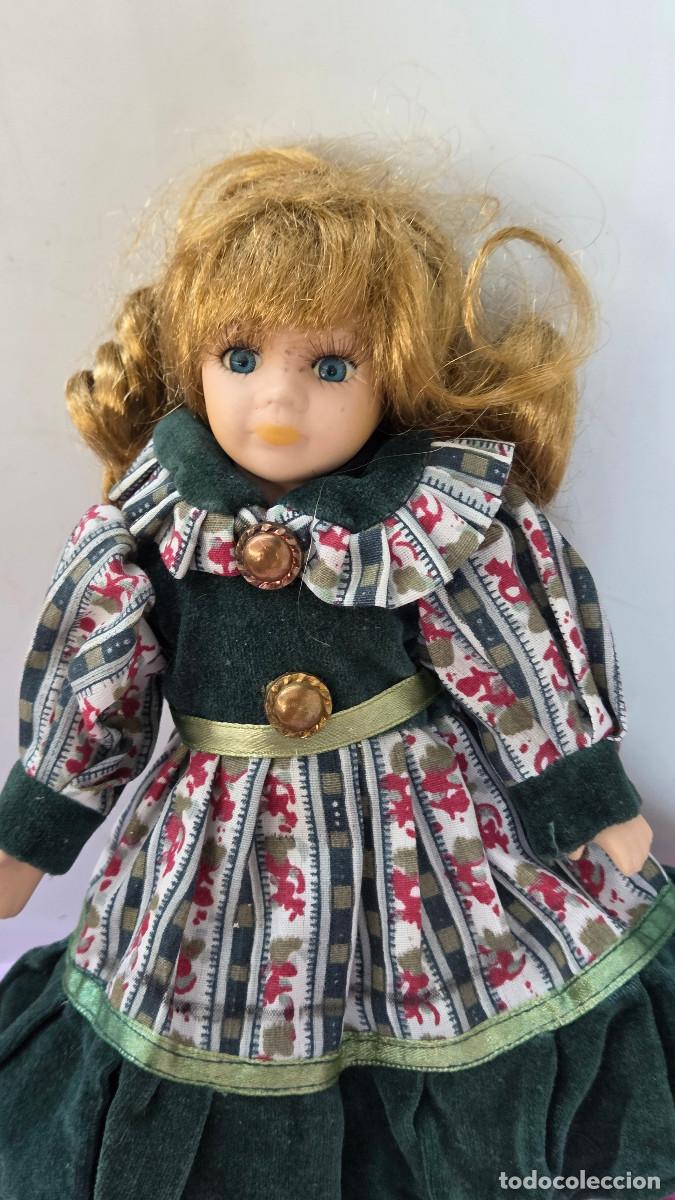 Vintage: mu&ntilde;eca de coleccion de porcelana