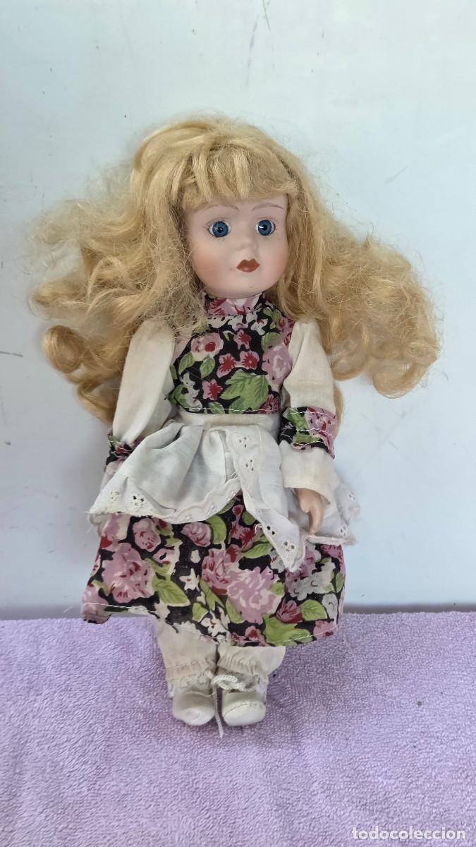 Vintage: mu&ntilde;eca de coleccion de porcelana