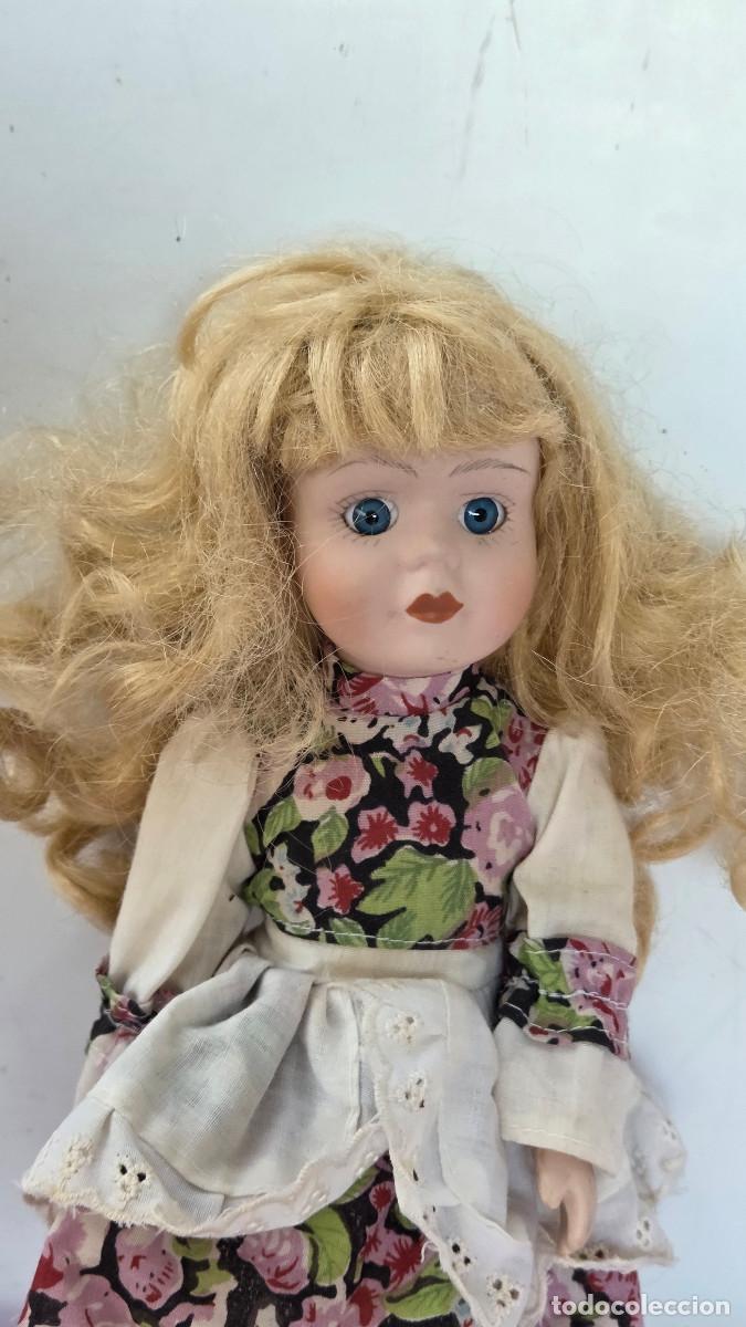 Vintage: mu&ntilde;eca de coleccion de porcelana - Foto 2