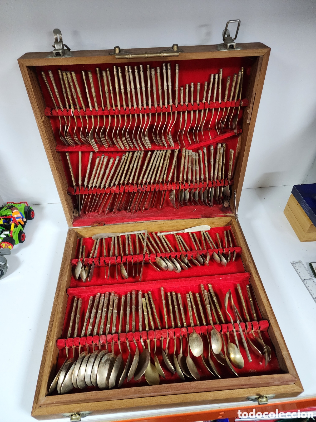 Vintage: Antigua cuberteria de niquel y bronce