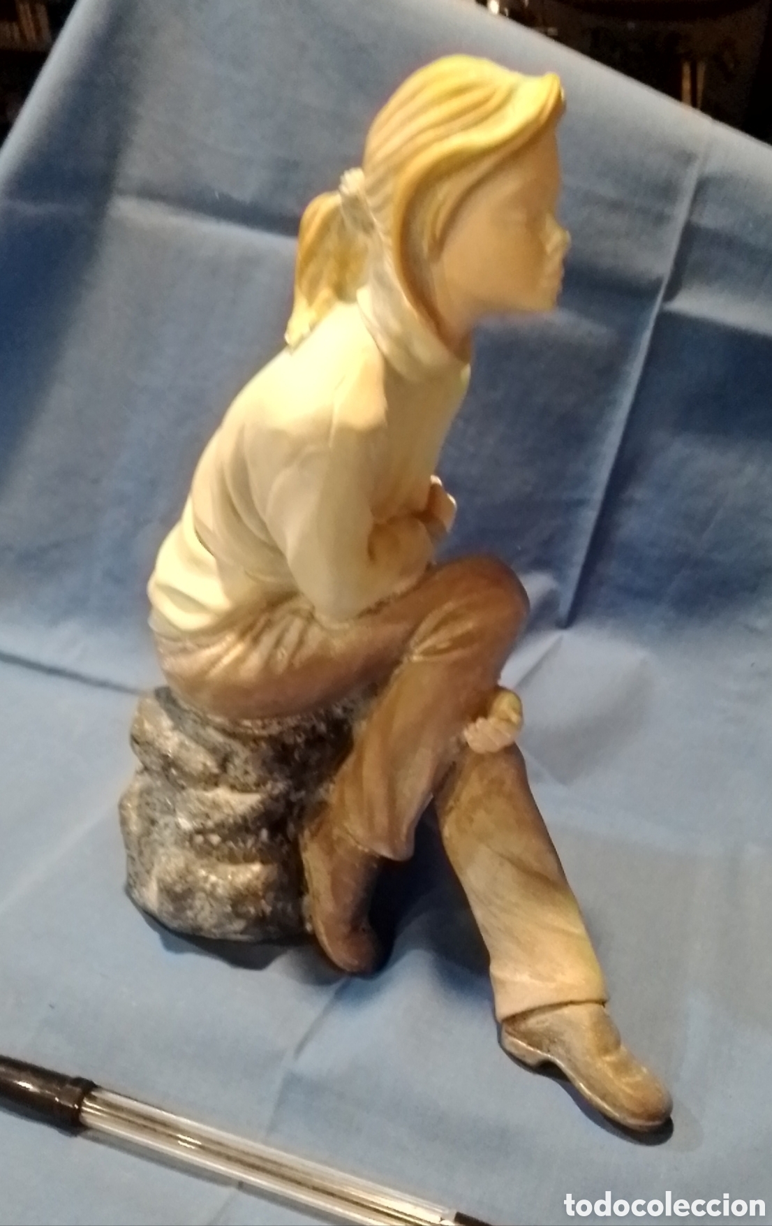 Vintage: Figura chica sentada - Foto 3