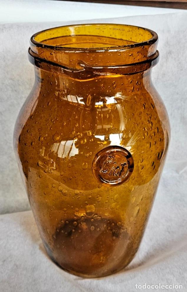 Vintage: VINTAGE GRAND BOCAL EN VERRE AMBR&Eacute; SOUFFL&Eacute; BIOT HAUTEUR 30.50 CM POIDS 2.4 KG