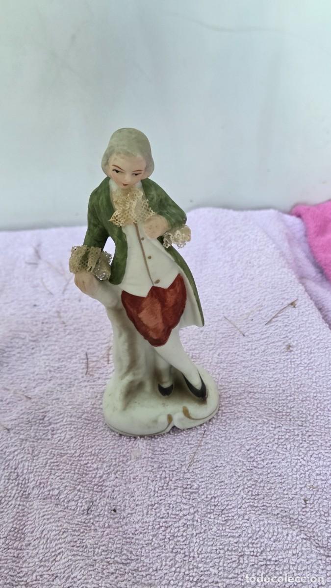 Vintage: figura de porcelana biscuit - Foto 1