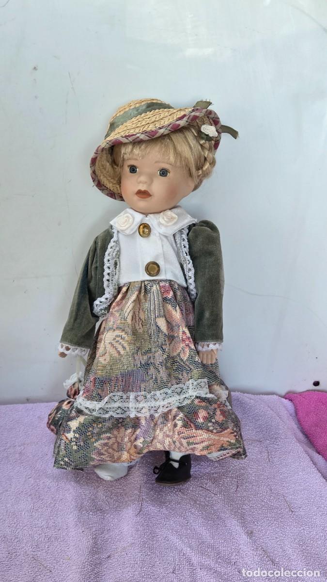 Vintage: mu&ntilde;eca de coleccion de porcelana