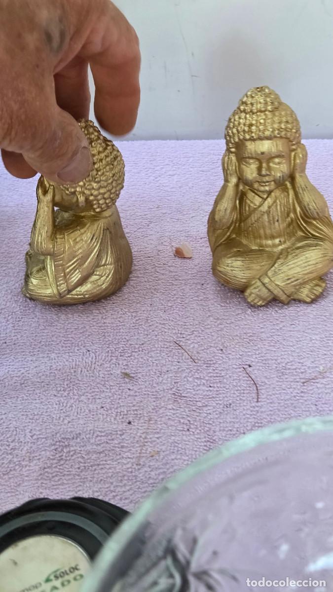 Vintage: 2 peque&ntilde;os budas dorado - Foto 3