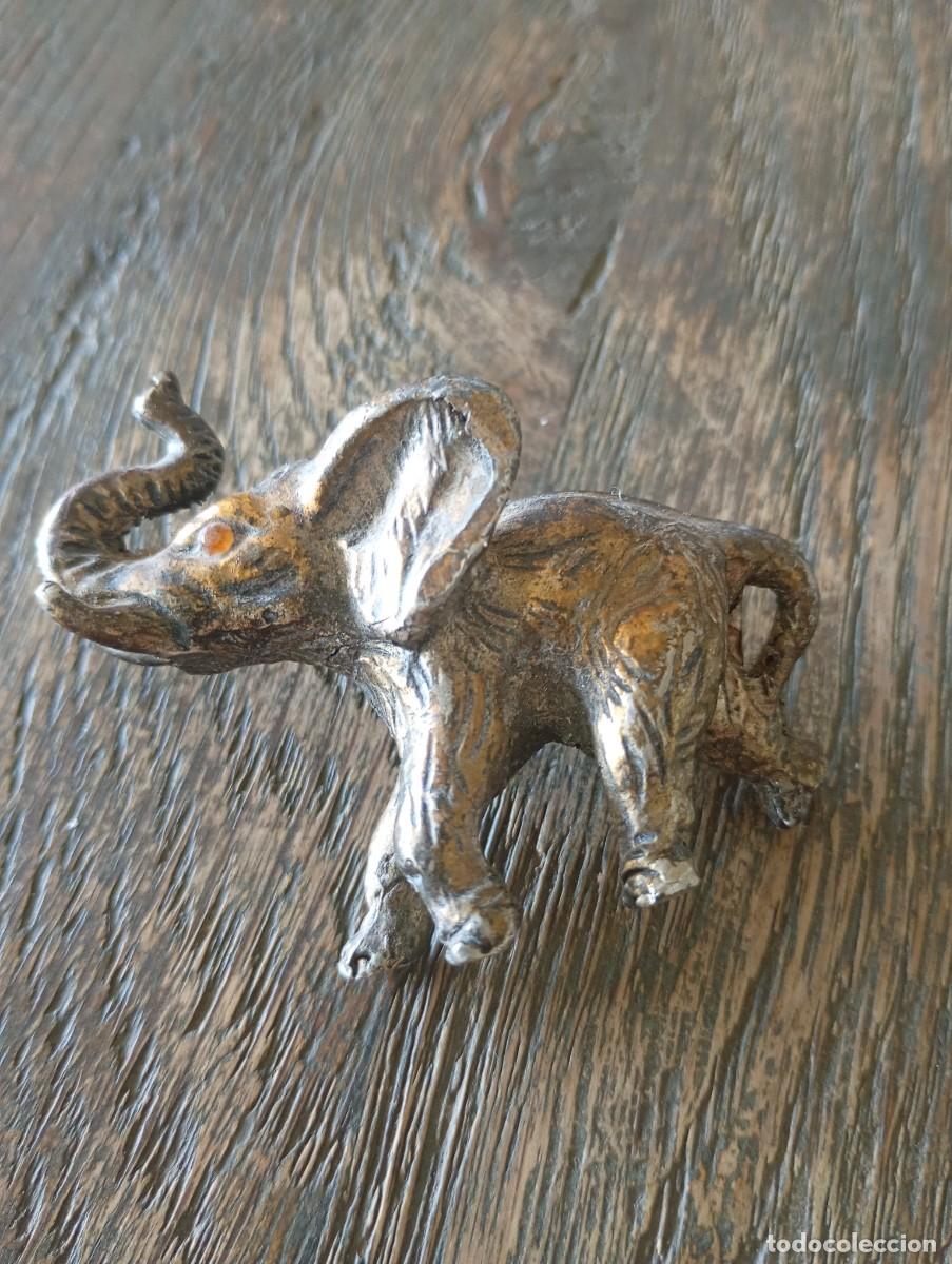 Vintage: Elefante vintage con ojos cristal
