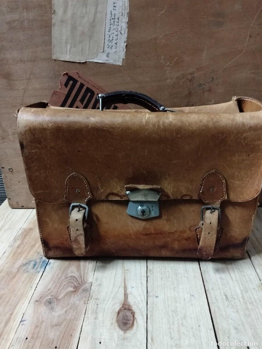 Vintage: Cartera o malet&iacute;n de cuero - Foto 1