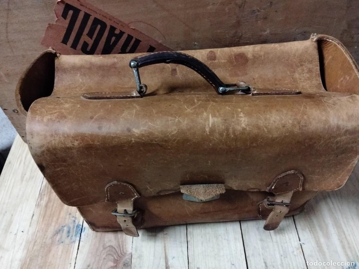 Vintage: Cartera o malet&iacute;n de cuero - Foto 2