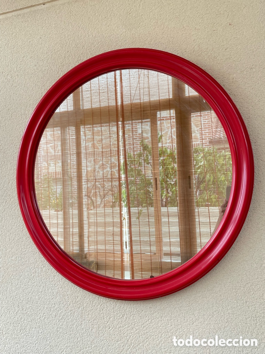 Vintage: Espejo de pared redondo en pl&aacute;stico rojo vintage original a&ntilde;os 70