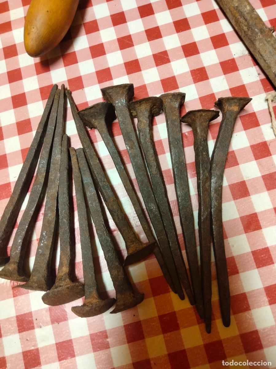 Vintage: Lote de clavos antiguos forjados a mano 14,5 cm y cabeza cuadrada