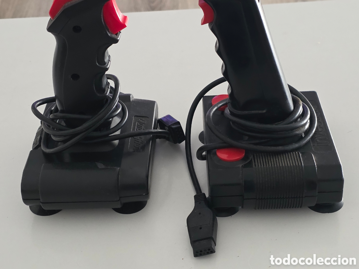 Vintage: 2 joystick quickshot retro commodore amiga atari