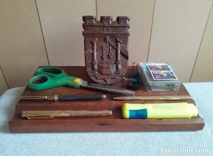 Vintage: Escribania madera escudo pozo con estrella s&iacute;mbolo sabidur&iacute;a y luz lealtad ideal regalo escritorio