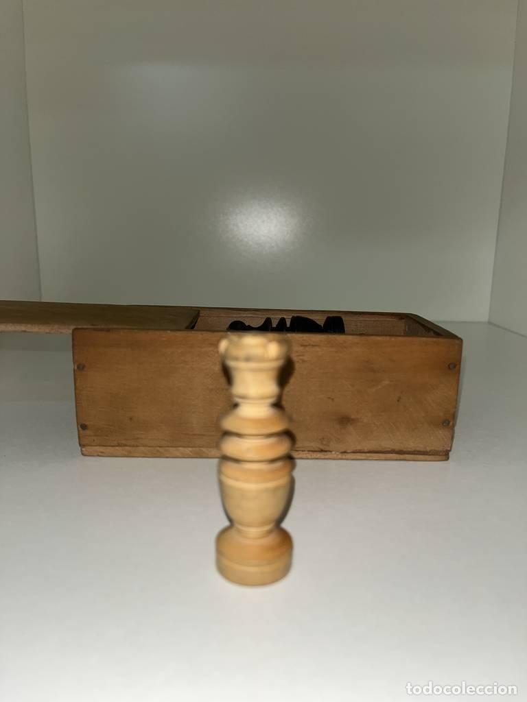 Vintage: FICHAS DE AJEDREZ DE MADERA - Foto 5