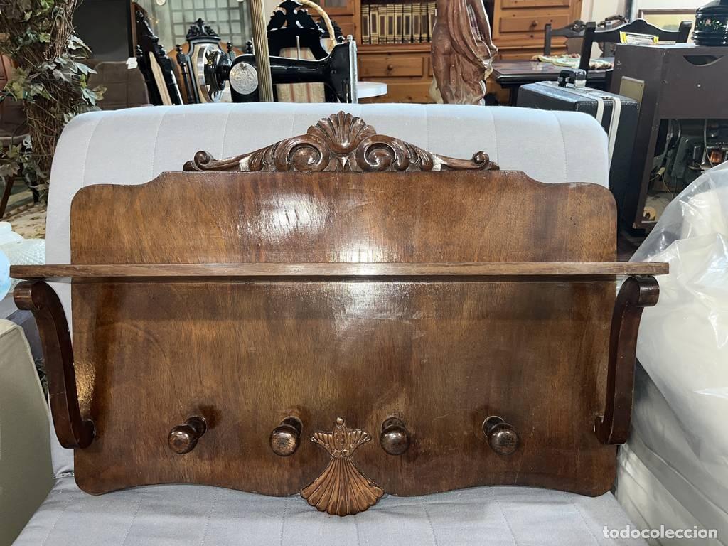 Vintage: PERCHERO CL&Aacute;SIO DE MADERA - Foto 2