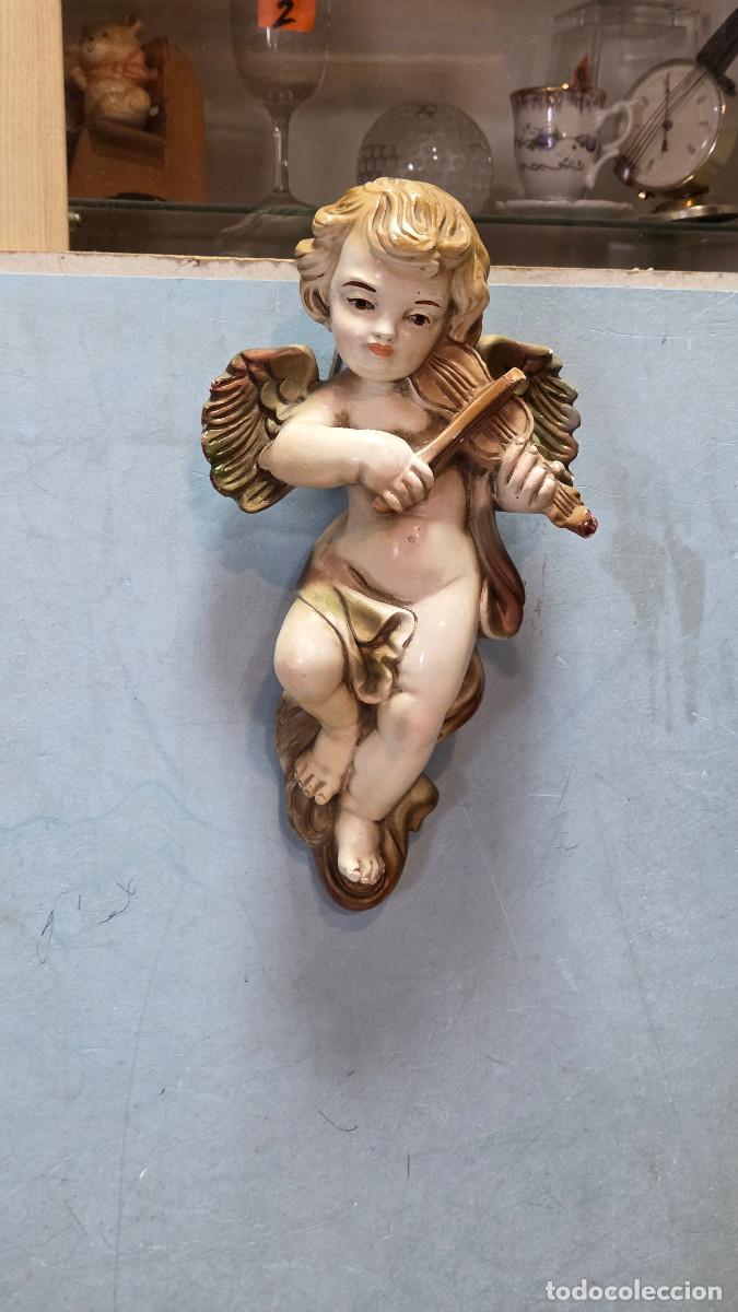Vintage: figura de angel de ceramica