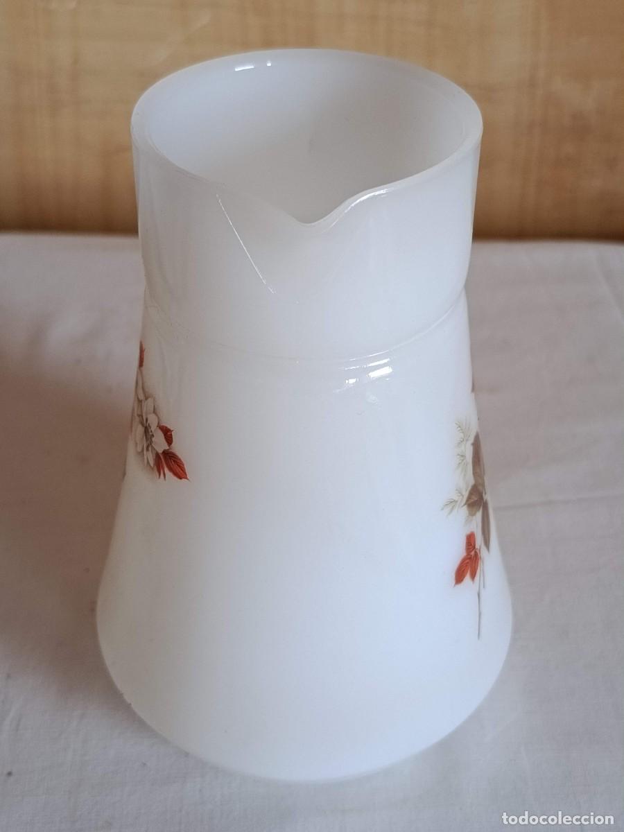 Vintage: Jarra arcopal vintage Flor de almendro - Foto 3