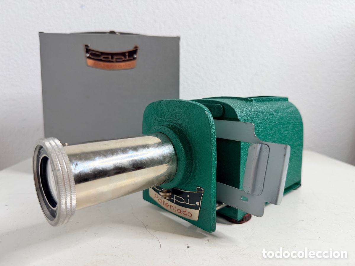 Vintage: antiguo proyector de diapositivas de la marca espa&ntilde;ola Capi 1960s No Funciona