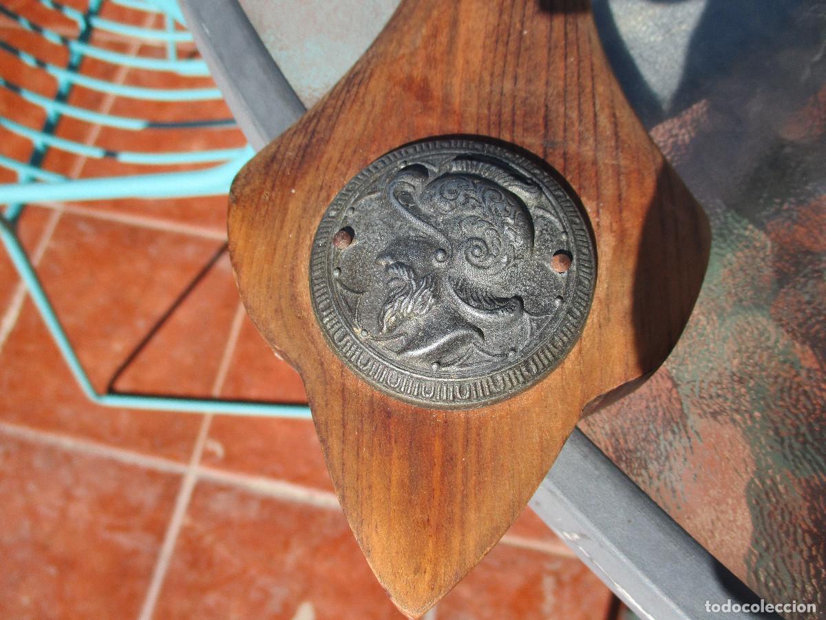 Vintage: articulo decorativo de madera y metal - Foto 4