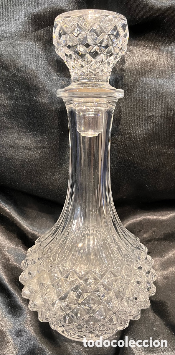 Vintage: Decantador cristal tallado con tap&oacute;n