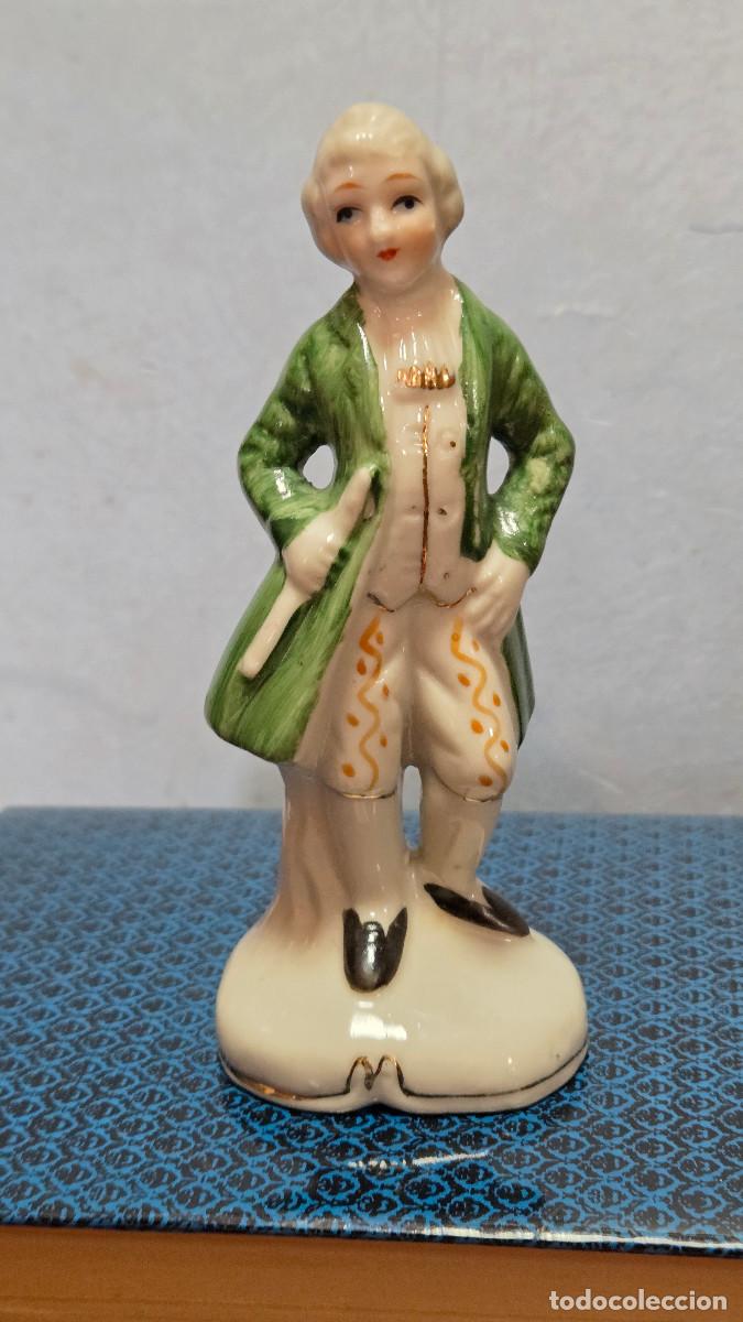Vintage: figuras de porcelana biscuit - Foto 1
