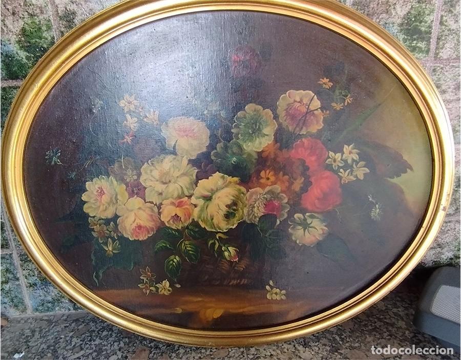 Vintage: ANTIGUO CUADRO FLORES OVALADO CON MARCO DORADO MIDE 80/65 CM