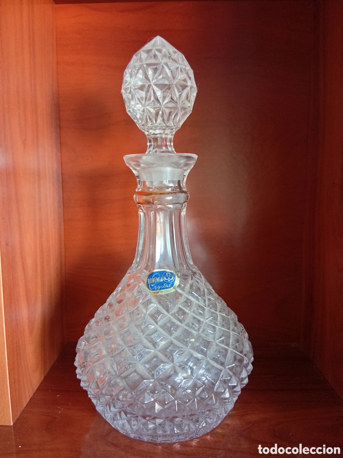 Vintage: Botella para whisky de cristal de bohemia con detalles dorados