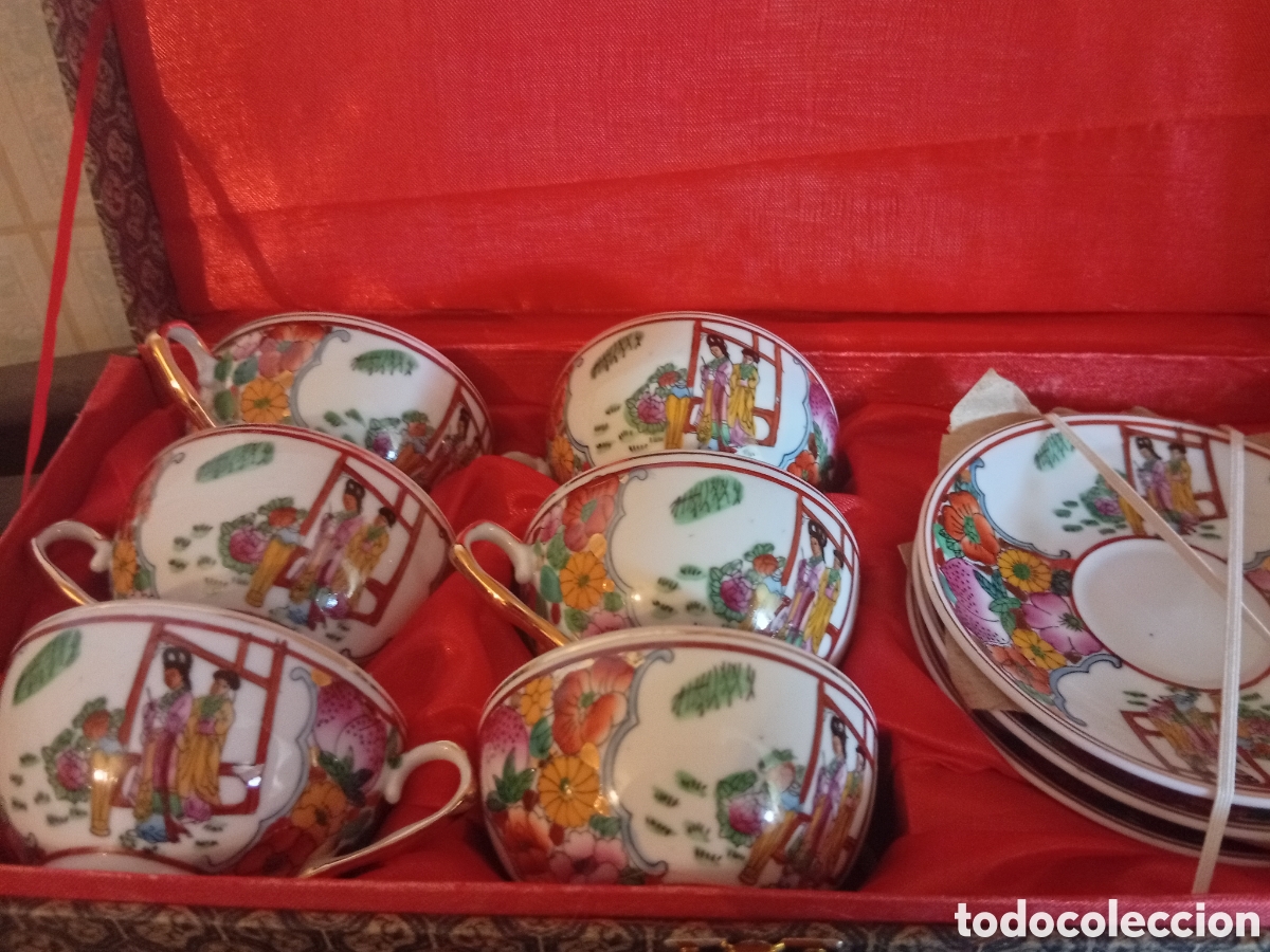 Vintage: Juego de te de porcelana china en caja acolchada oroginal
