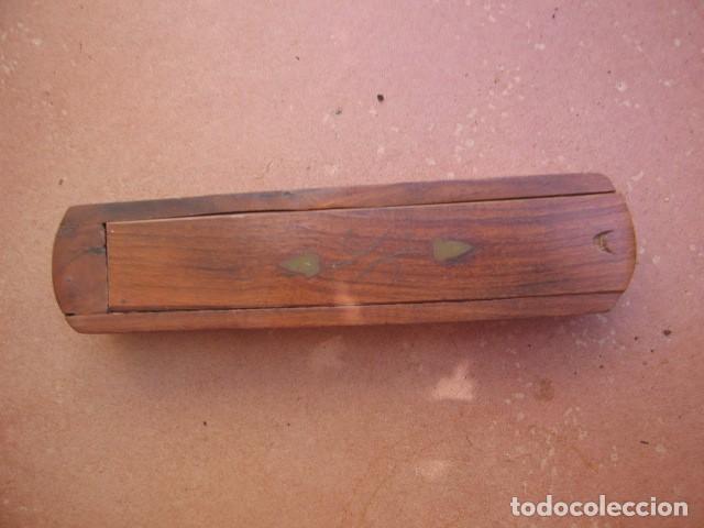 Vintage: Estuche plumier vintage de madera con minas de l&aacute;pices