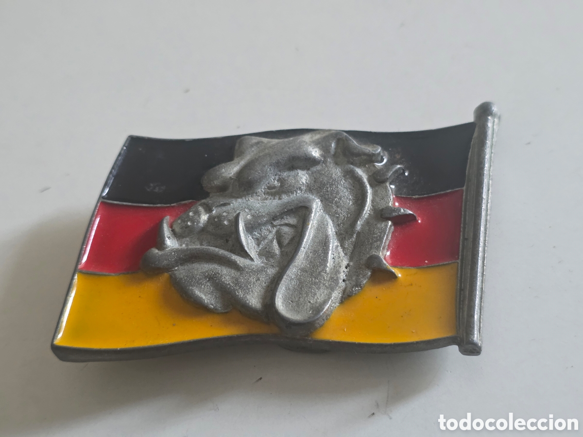 Vintage: hebilla met&aacute;lica para cintur&oacute;n con dise&ntilde;o de bandera de alemania en negro, rojo y amarillo y cabeza