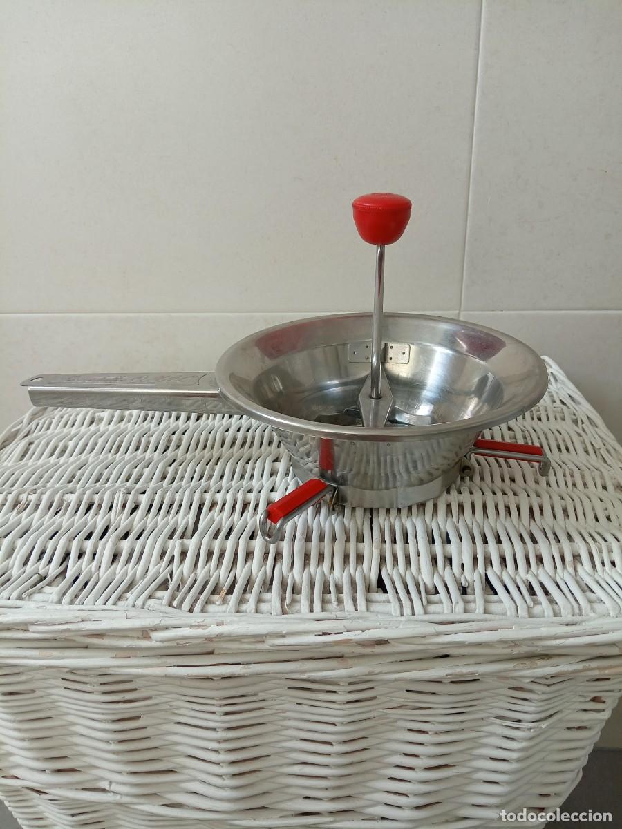 Vintage: Pasapur&eacute;s Acero Inox OMAC 20cm