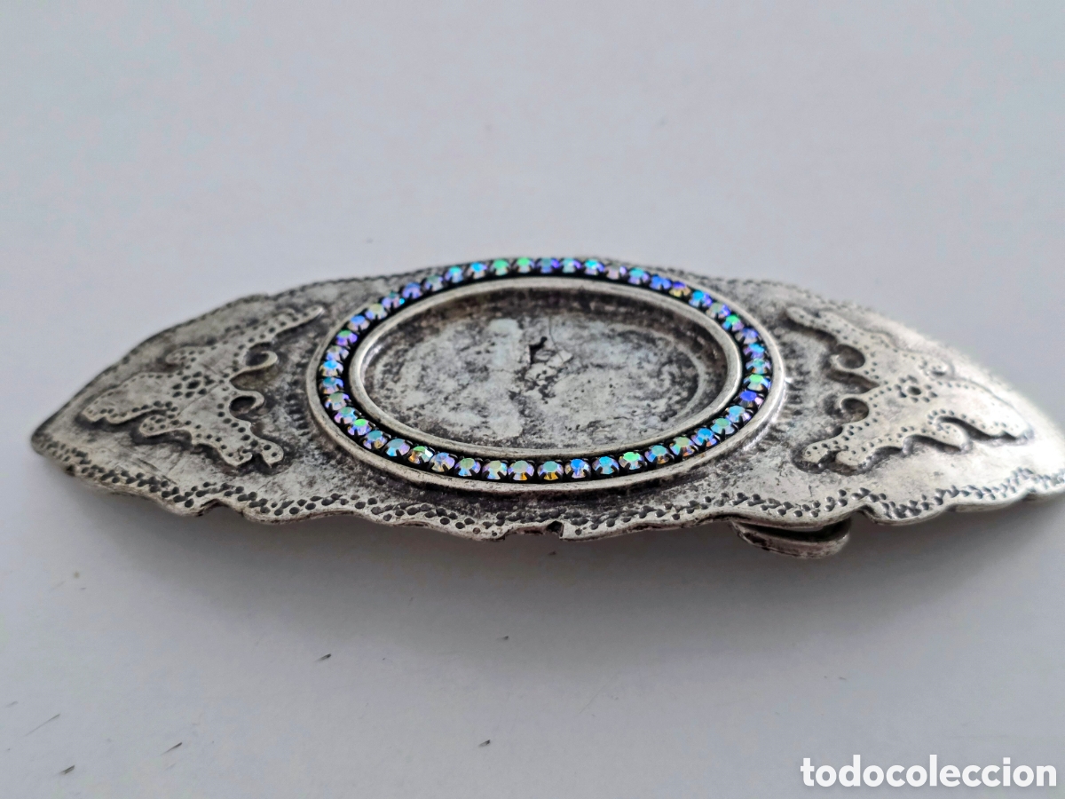 Vintage: hebilla vintage western plateada con piedras