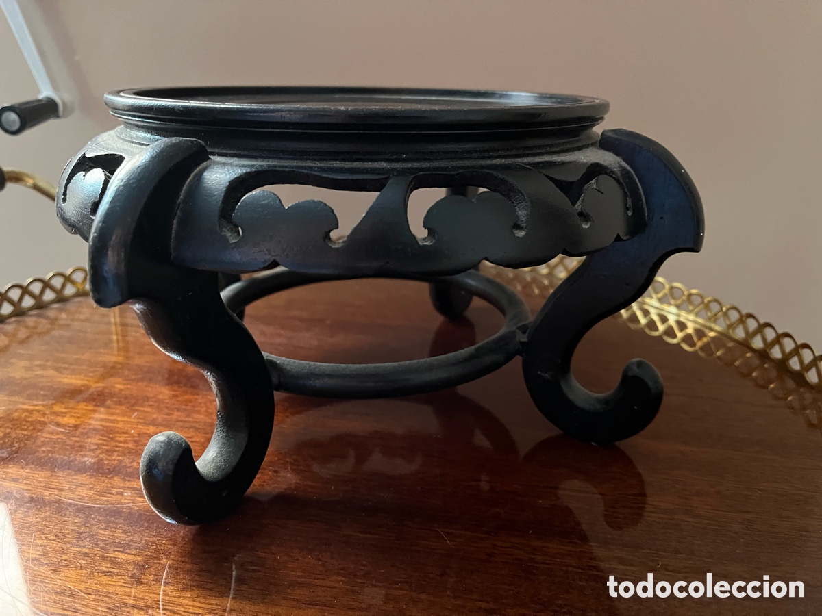 Vintage: Peana de madera maciza tallada en negro &ndash; China