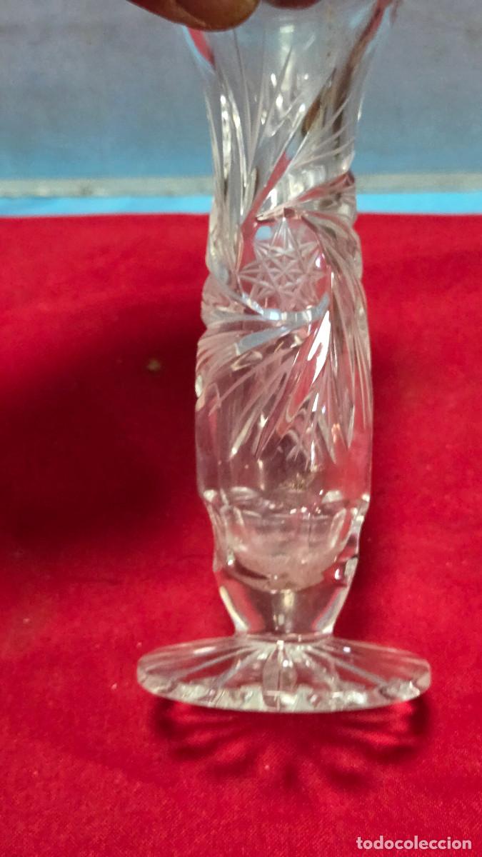 Vintage: florero de cristal labrado - Foto 3