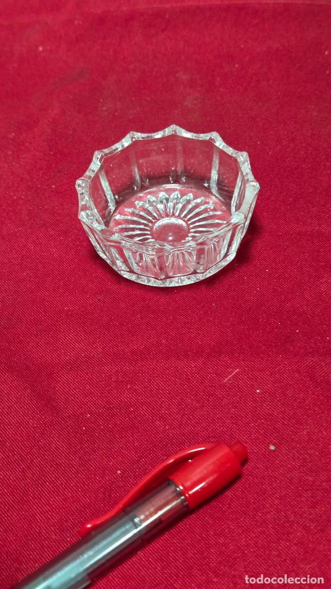 Vintage: mini cuenco de cristal - Foto 1