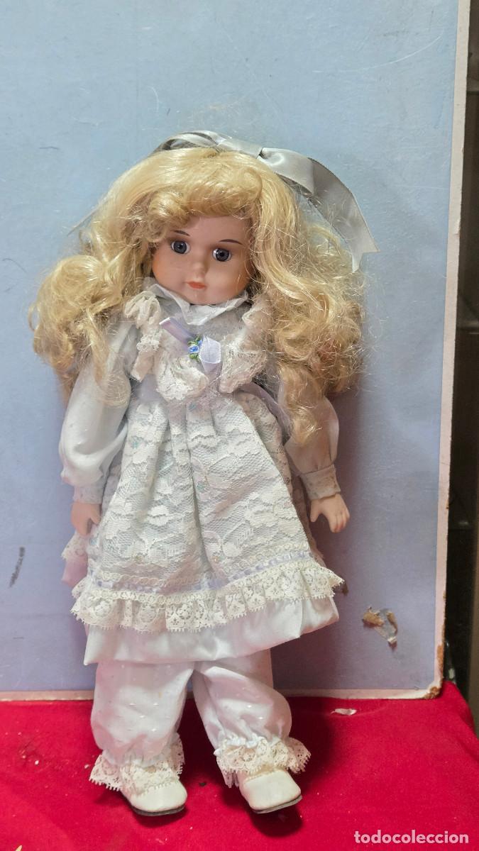 Vintage: mu&ntilde;eca de coleccion de porcelana - Foto 1