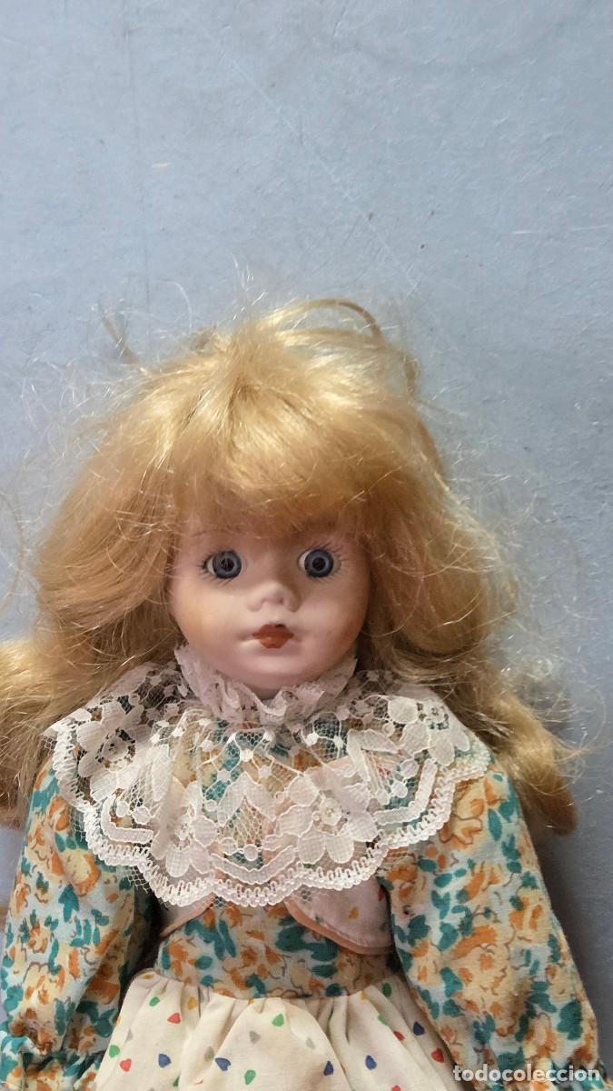 Vintage: mu&ntilde;eca de coleccion de porcelana - Foto 3