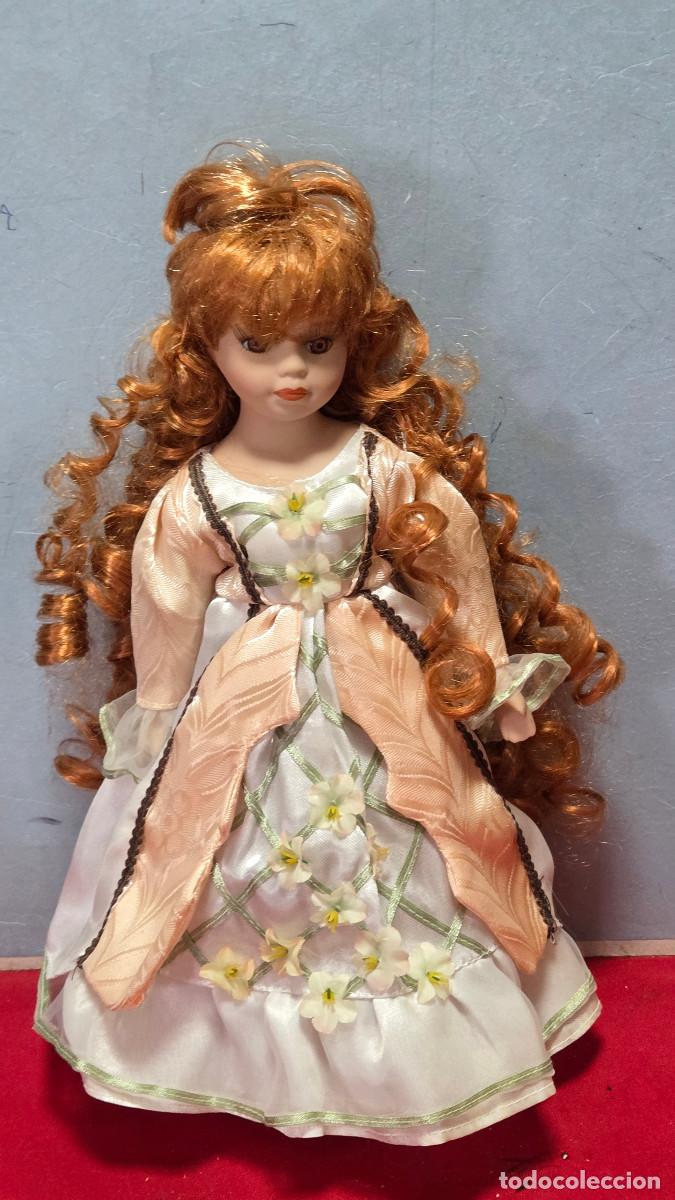 Vintage: mu&ntilde;eca de coleccion de porcelana - Foto 2