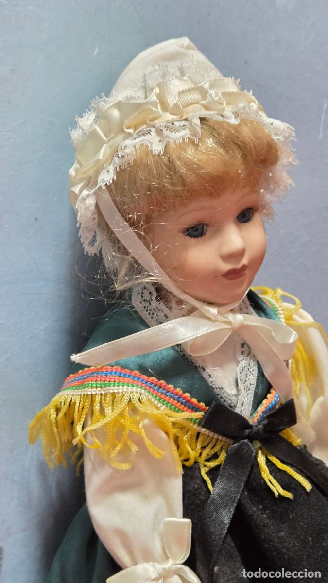 Vintage: mu&ntilde;eca de coleccion de porcelana - Foto 1