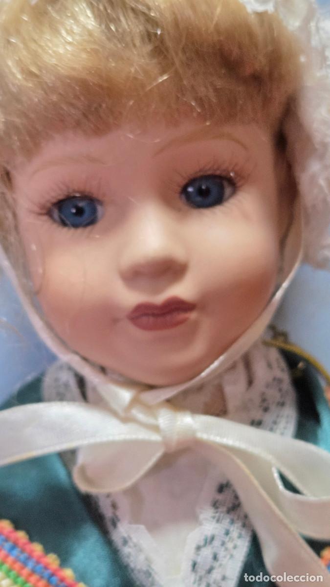Vintage: mu&ntilde;eca de coleccion de porcelana - Foto 2