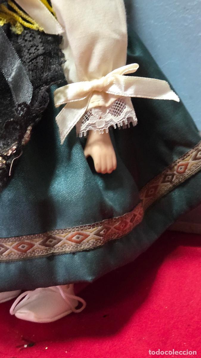 Vintage: mu&ntilde;eca de coleccion de porcelana - Foto 4