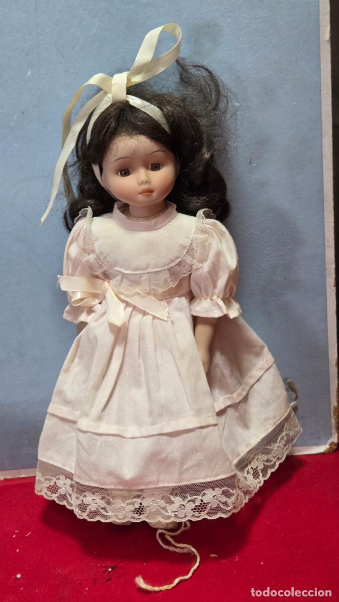 Vintage: mu&ntilde;eca de coleccion de porcelana - Foto 1