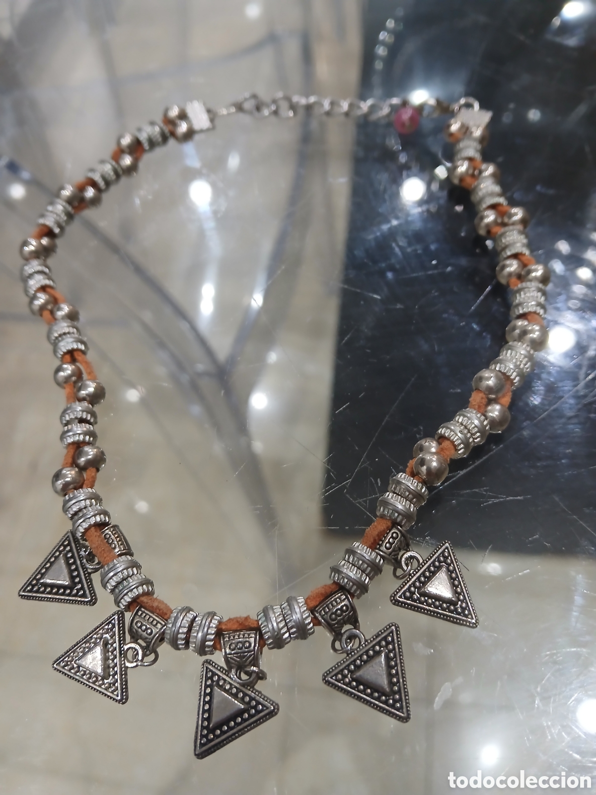 Vintage: Collar de disello plateado
