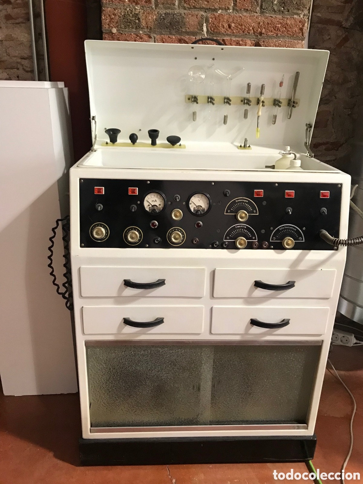 Vintage: Gabinete dermatologico y esteticien - Foto 15