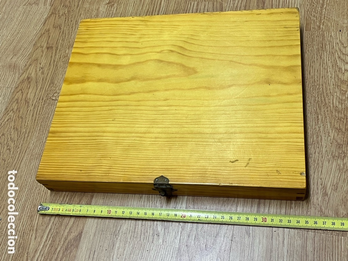 Vintage: Caja plana de madera con cierre met&aacute;lico - Foto 2