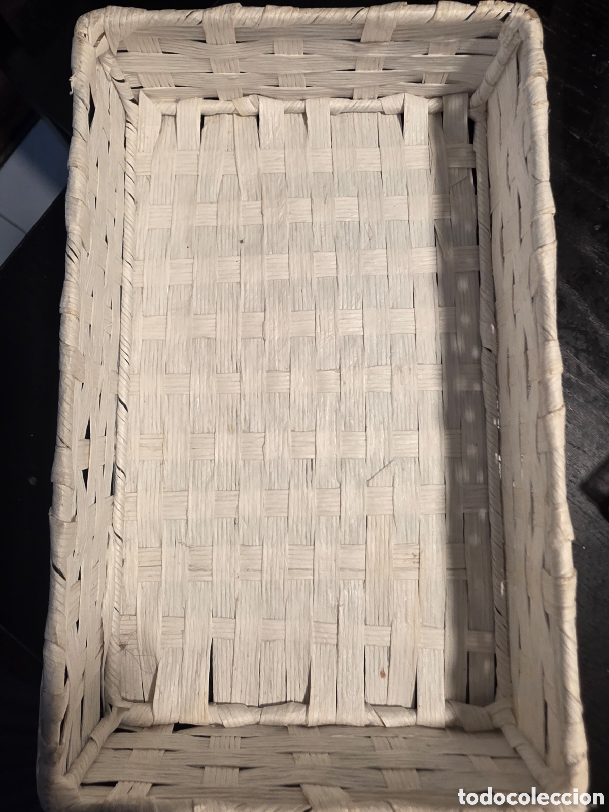 Vintage: CESTA DE MIMBRE BLANCA