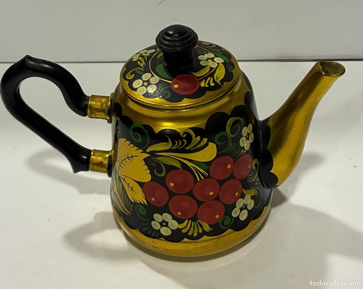 Vintage: TETERA VINTAGE DE METAL ORIGEN SOVIETICO PINTADA A MANO CON DISE&Ntilde;O FLORAL Y BAYAS ESTILO DE ARTE