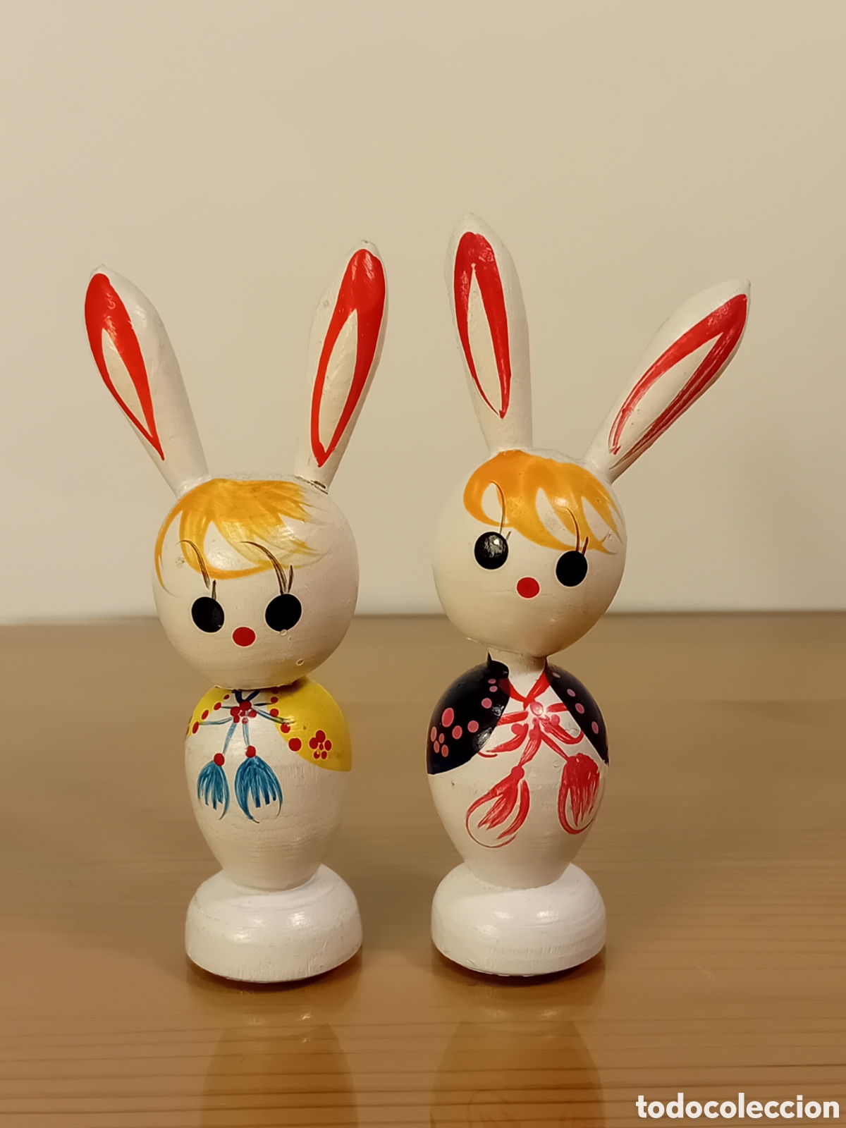 Vintage: Pareja Conejitos Coreanos de Madera Vintage
