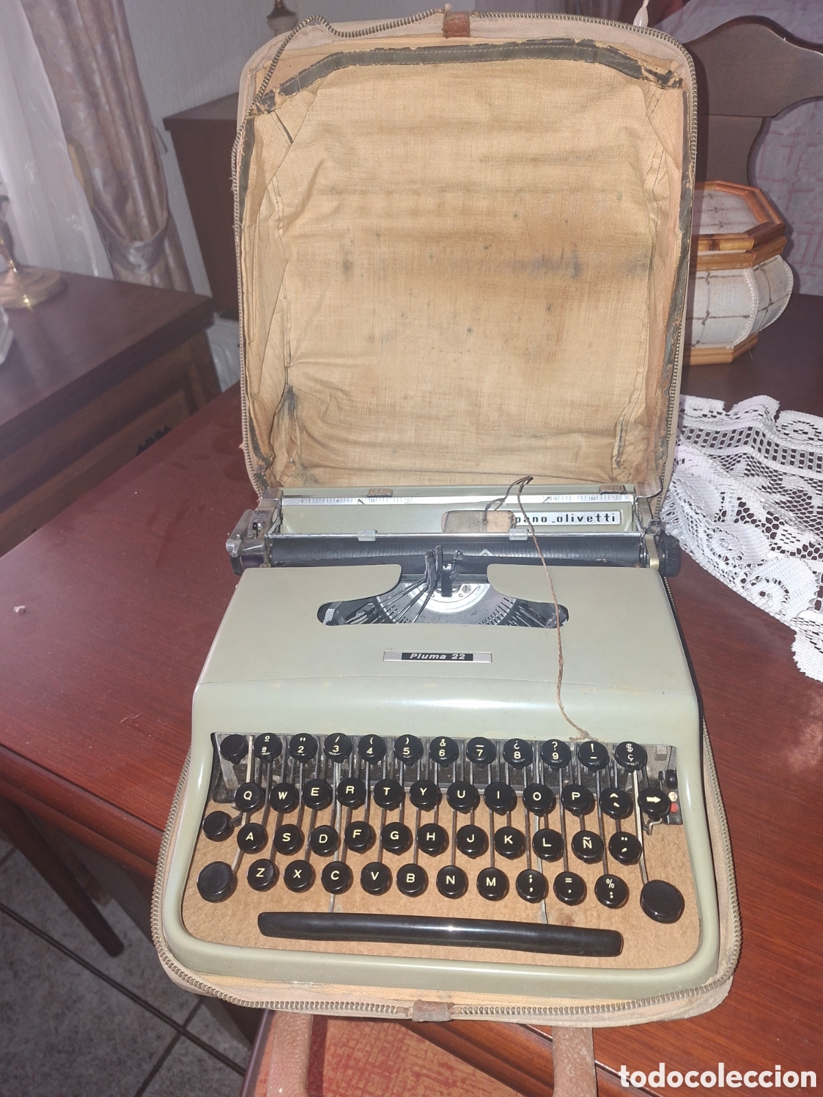 Vintage: M&aacute;quina de escribir de los a&ntilde;os 70_80