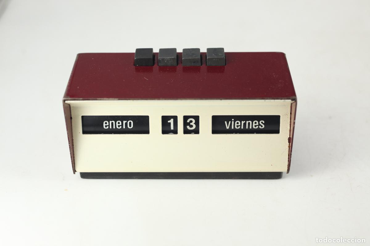 Vintage: calendario perpetuo MAOR metal rojo a&ntilde;os INDUSTRIAL 60-70 vintage retro