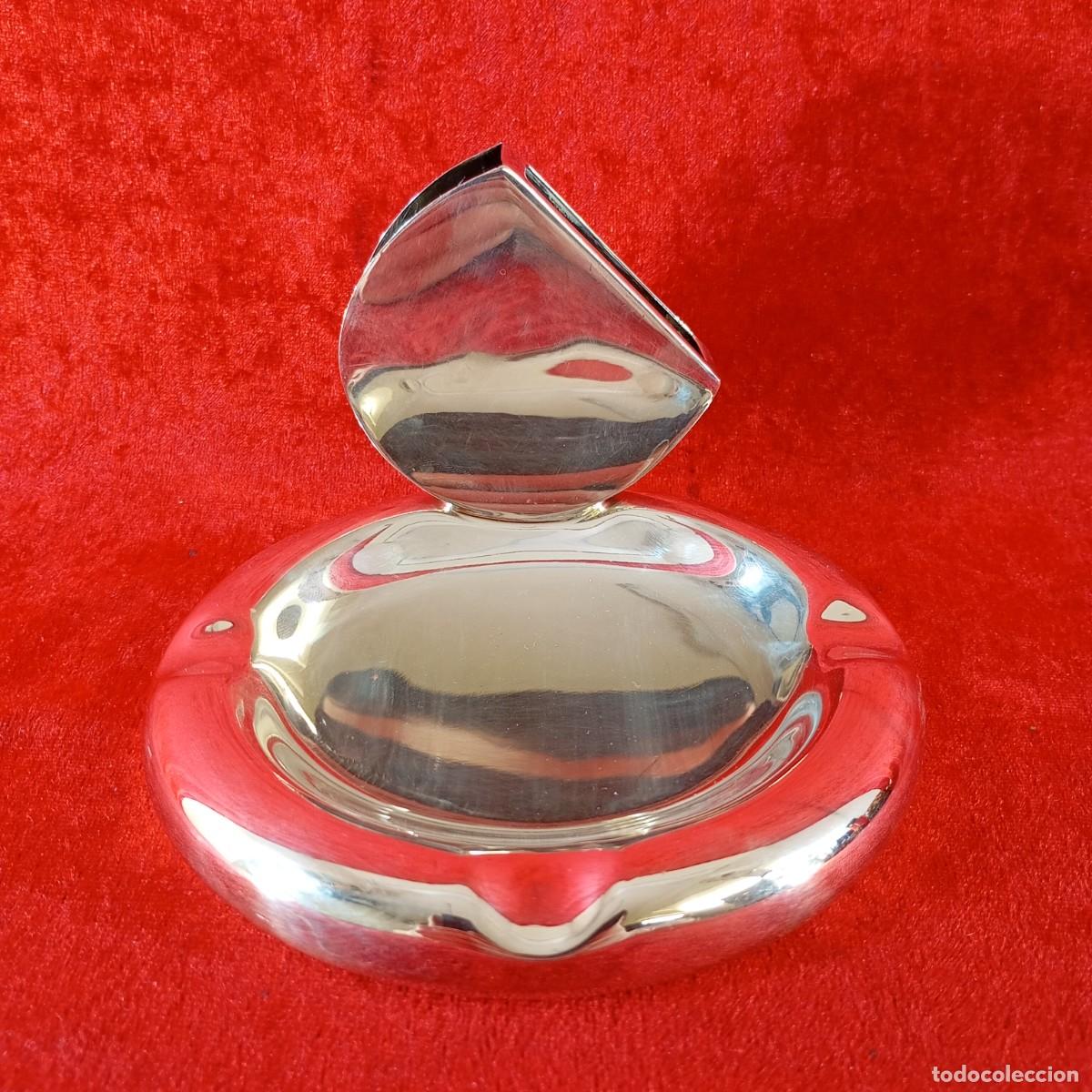 Vintage: PRECIOSO CENICERO ESTILO ART-DECO - BA&Ntilde;ADO EN PLATA - DE EPOCA - 8,5 X 13 CM / 1624